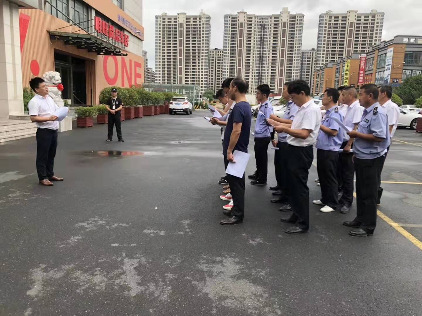 严阵以待早抓实  抗台防汛不松懈  ——凯发天生一触即发官网各市场抗击超强台风“利奇马”实录